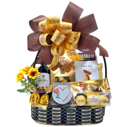 Cesta romântica com vinho – Cesta Happy Especial