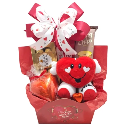 Cachepot com coração de pelúcia – Doce Amor